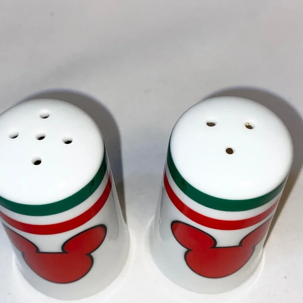VNTG Disney Mickey Mouse Salt Pepper Shakers Italian Flag Colors Kitchen‎ Decor